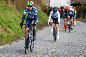 Omloop Het Nieuwsblad 2025 Ilse Pluimers SprintCyclingAgency©2025